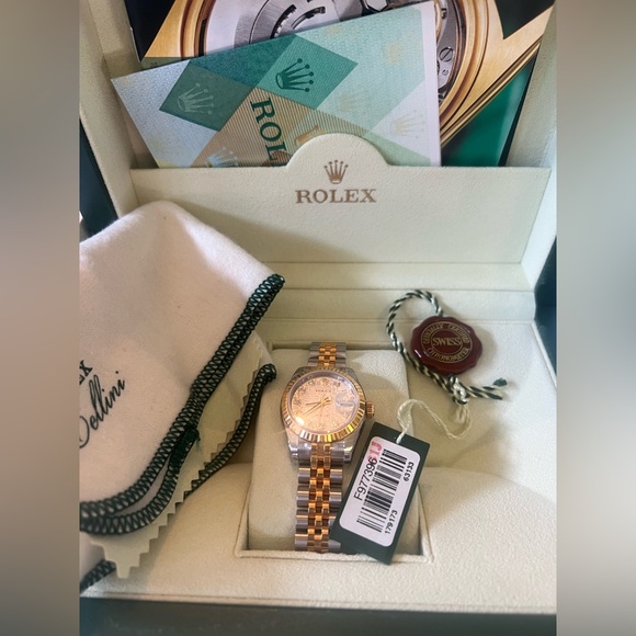 Rolex Women's Datejust Diamond Dial Watch - Two Tone Gold and Silver - Picture 6 of 8